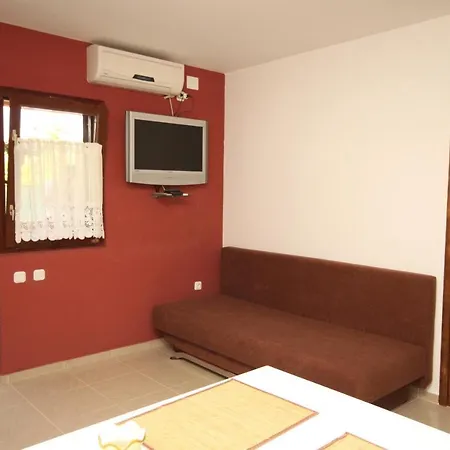 Apartament With Parking Space Valbandon, Fazana - 2214 *